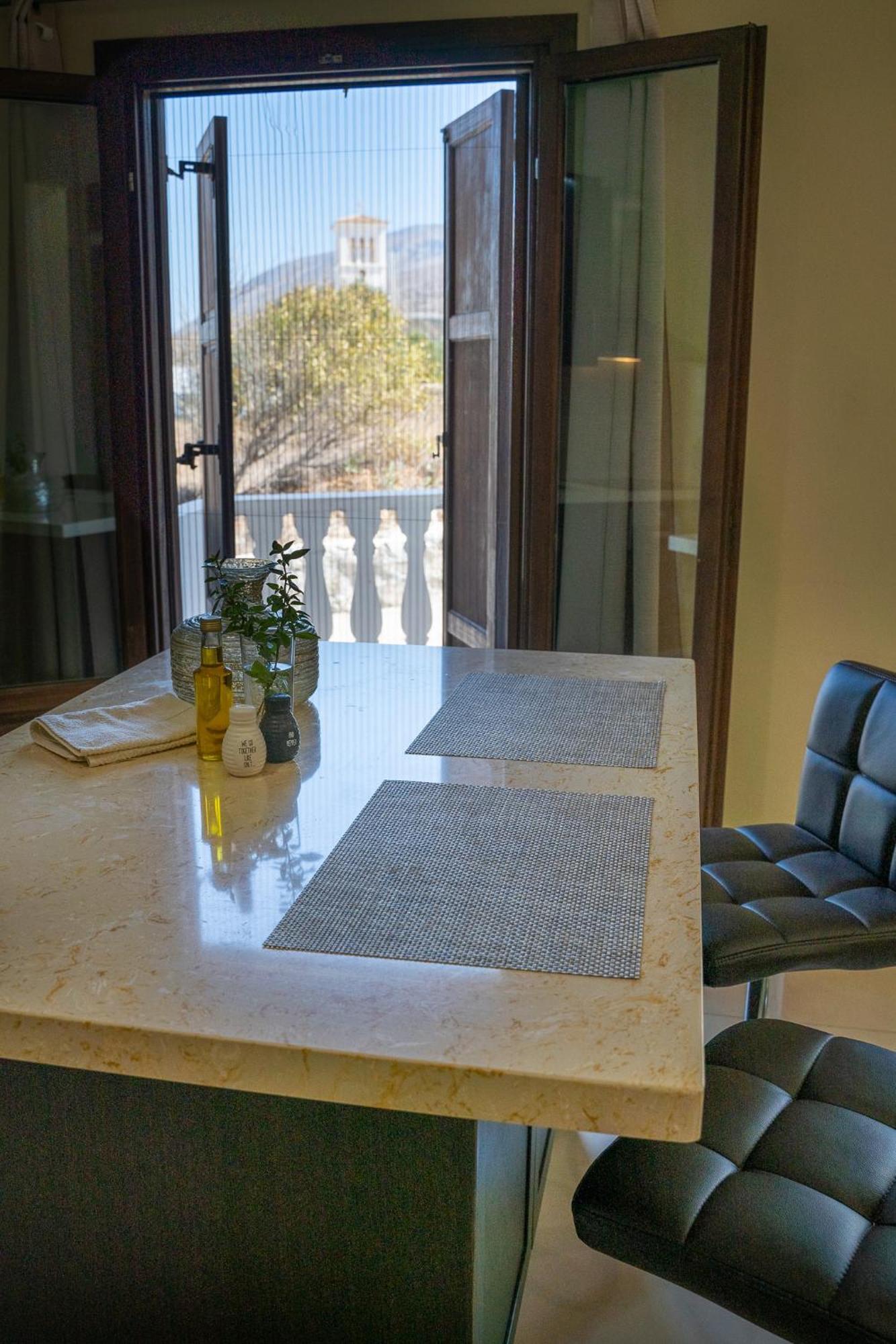 Theoxenia Kasos Luxury Apartments Panagia  المظهر الخارجي الصورة