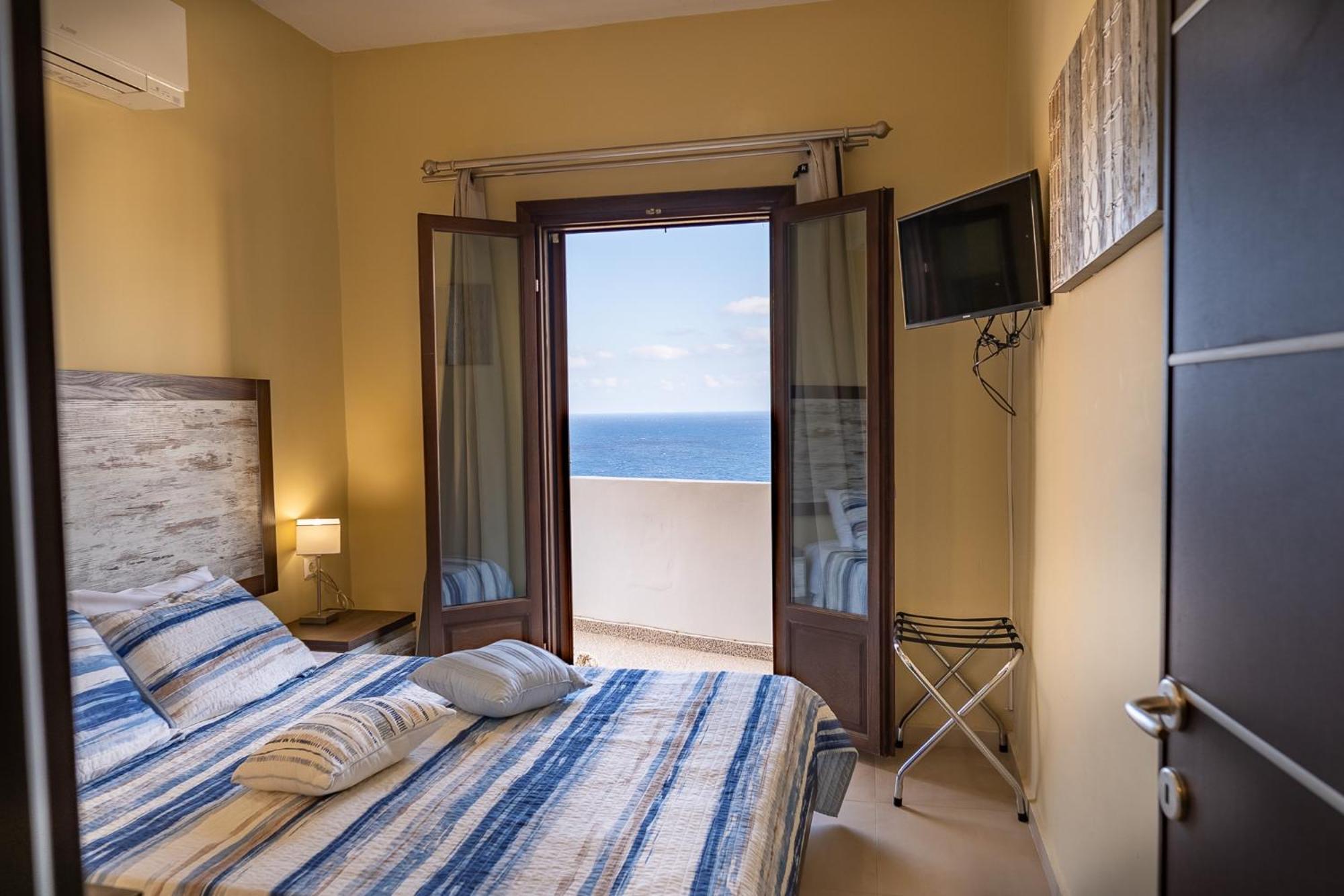 Theoxenia Kasos Luxury Apartments Panagia  المظهر الخارجي الصورة